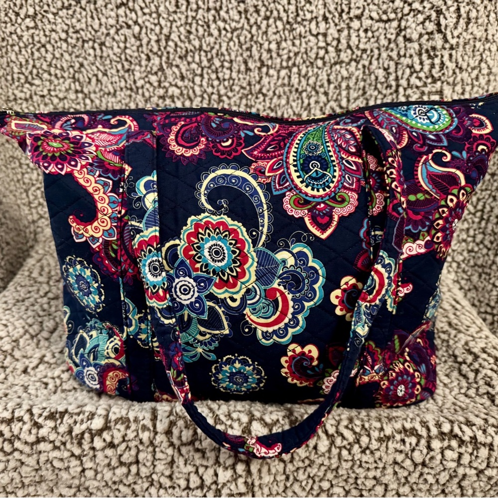 Floral Patterned Tote Bag - Picture 1 of 9